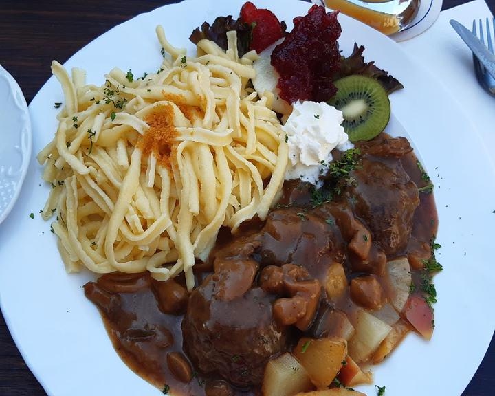 Zur Kalmit Restaurant